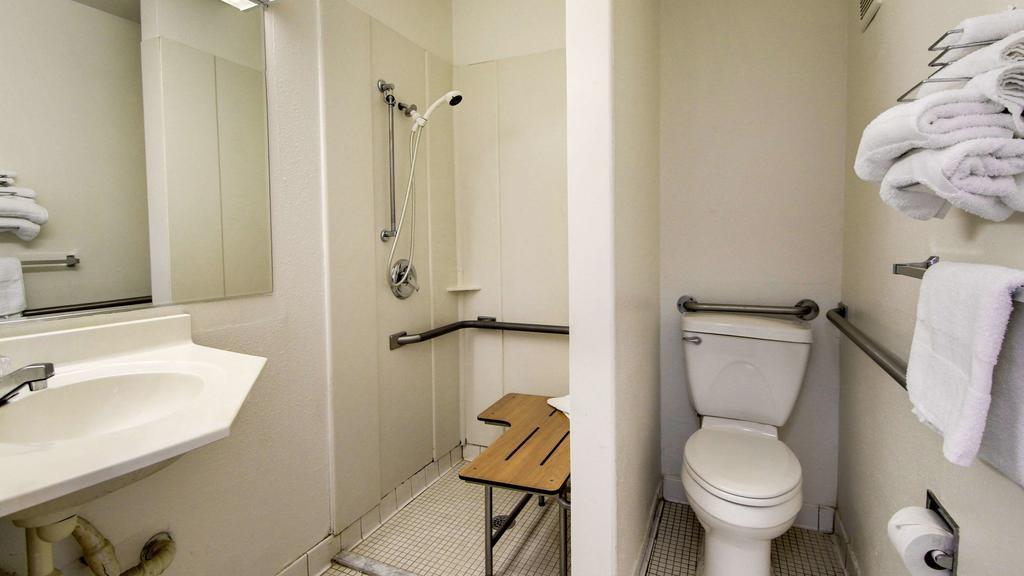 Motel 6 Des Moines South - Airport Ngoại thất bức ảnh