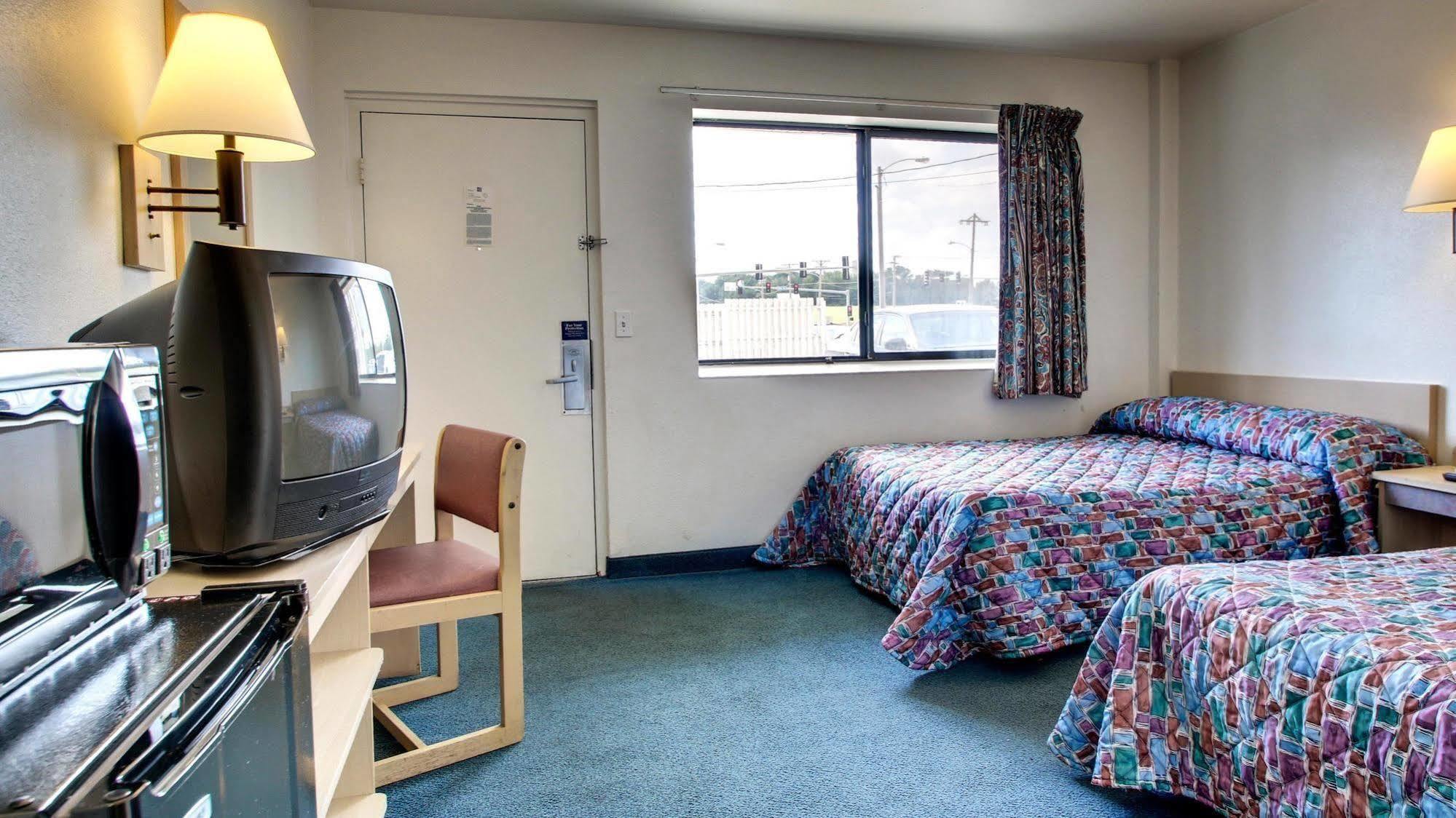 Motel 6 Des Moines South - Airport Ngoại thất bức ảnh